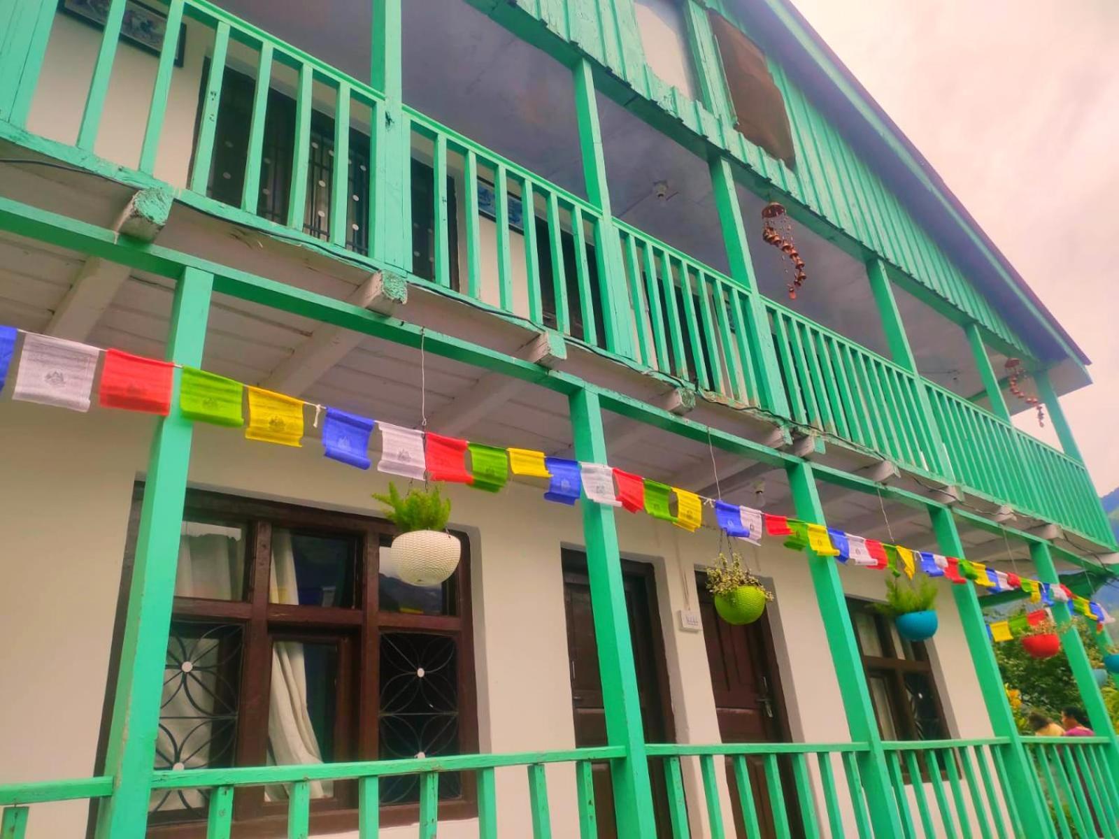 3-Bedroom Private Swiss Cottage Near Mall Road - Manali (Himachal Pradesh) — Photos 1